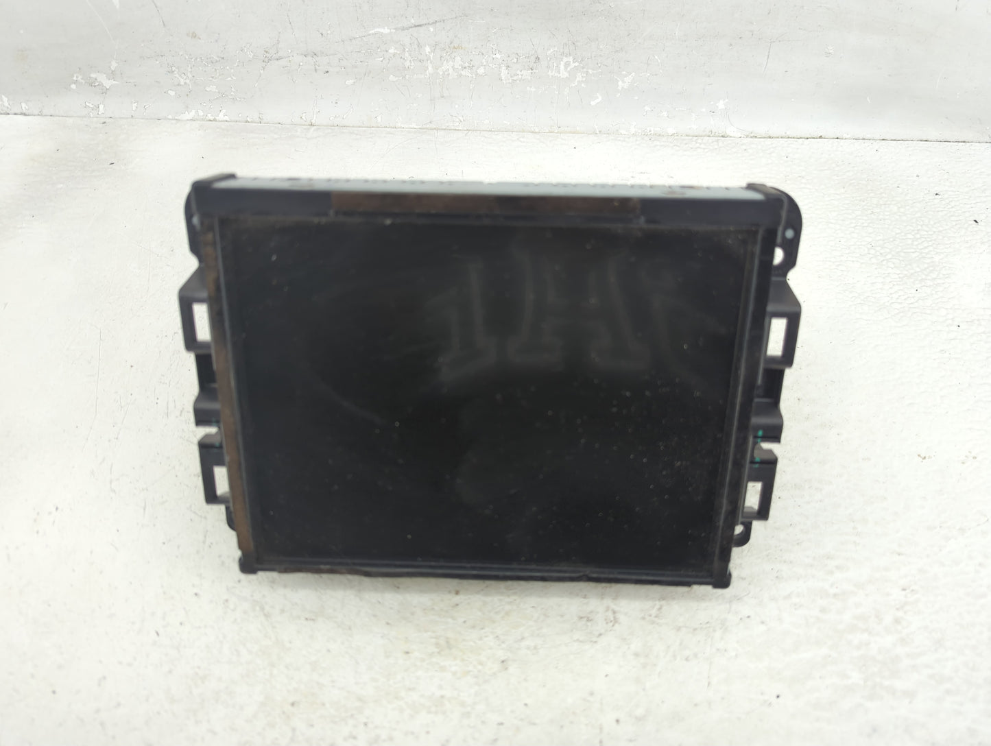 2015 Jeep Grand Cherokee Information Display Screen - Oemusedautoparts1.com