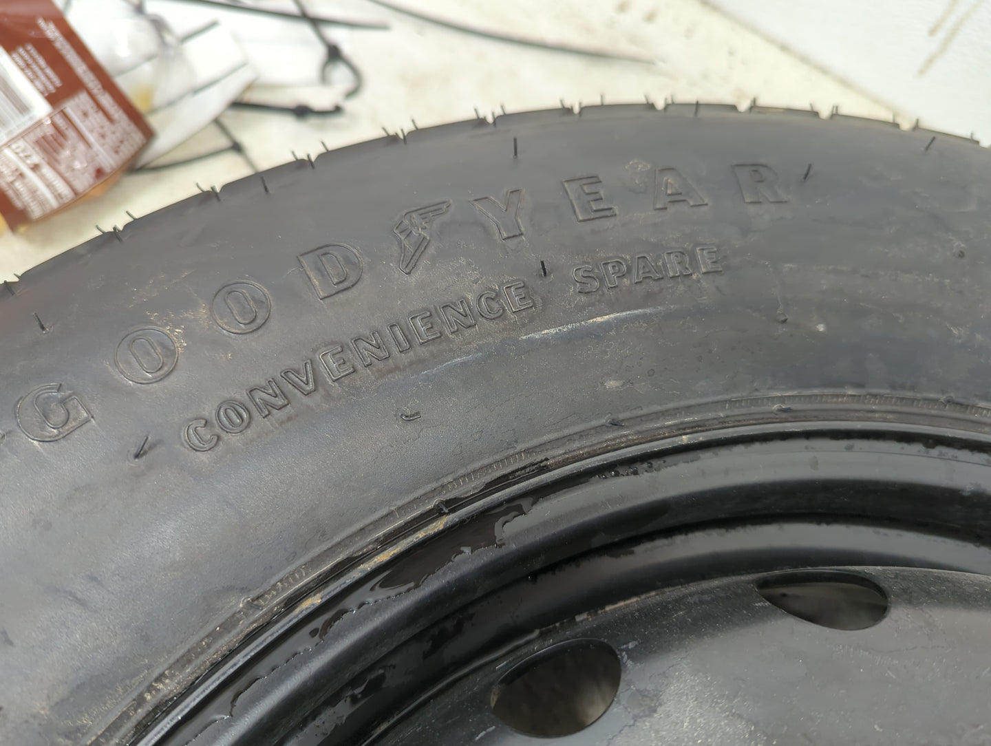 2014-2016 Jeep Grand Cherokee Spare Donut Tire Wheel Rim Oem - Oemusedautoparts1.com