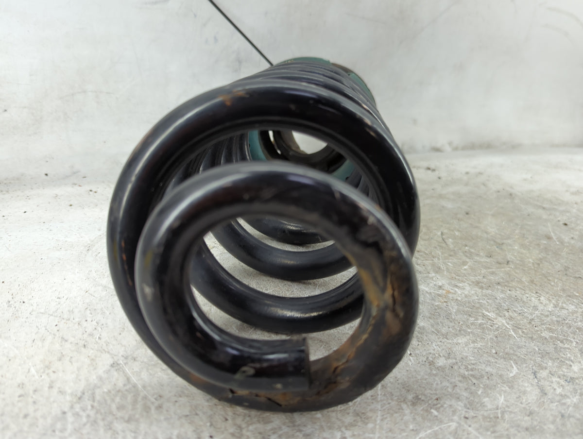 2011-2022 Jeep Grand Cherokee Passenger Rear Coil Spring - Oem 1366728 - Oemusedautoparts1.com