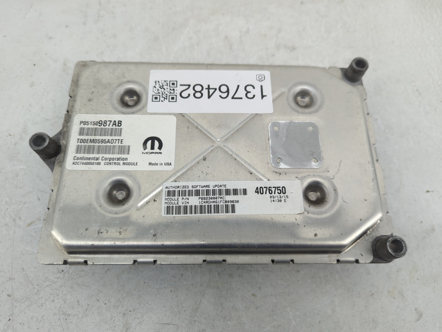2015 Jeep Grand Cherokee PCM Engine Control Computer ECU ECM PCU OEM P/N:P68230007AC P05150987AB Fits OEM Used Auto Parts - 