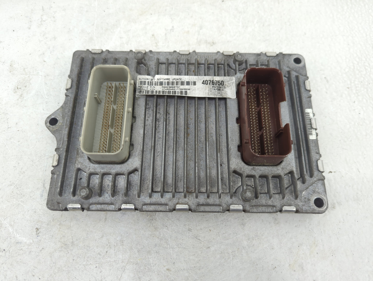 2015 Jeep Grand Cherokee PCM Engine Control Computer ECU ECM PCU OEM P/N:P68230007AC P05150987AB Fits OEM Used Auto Parts - 