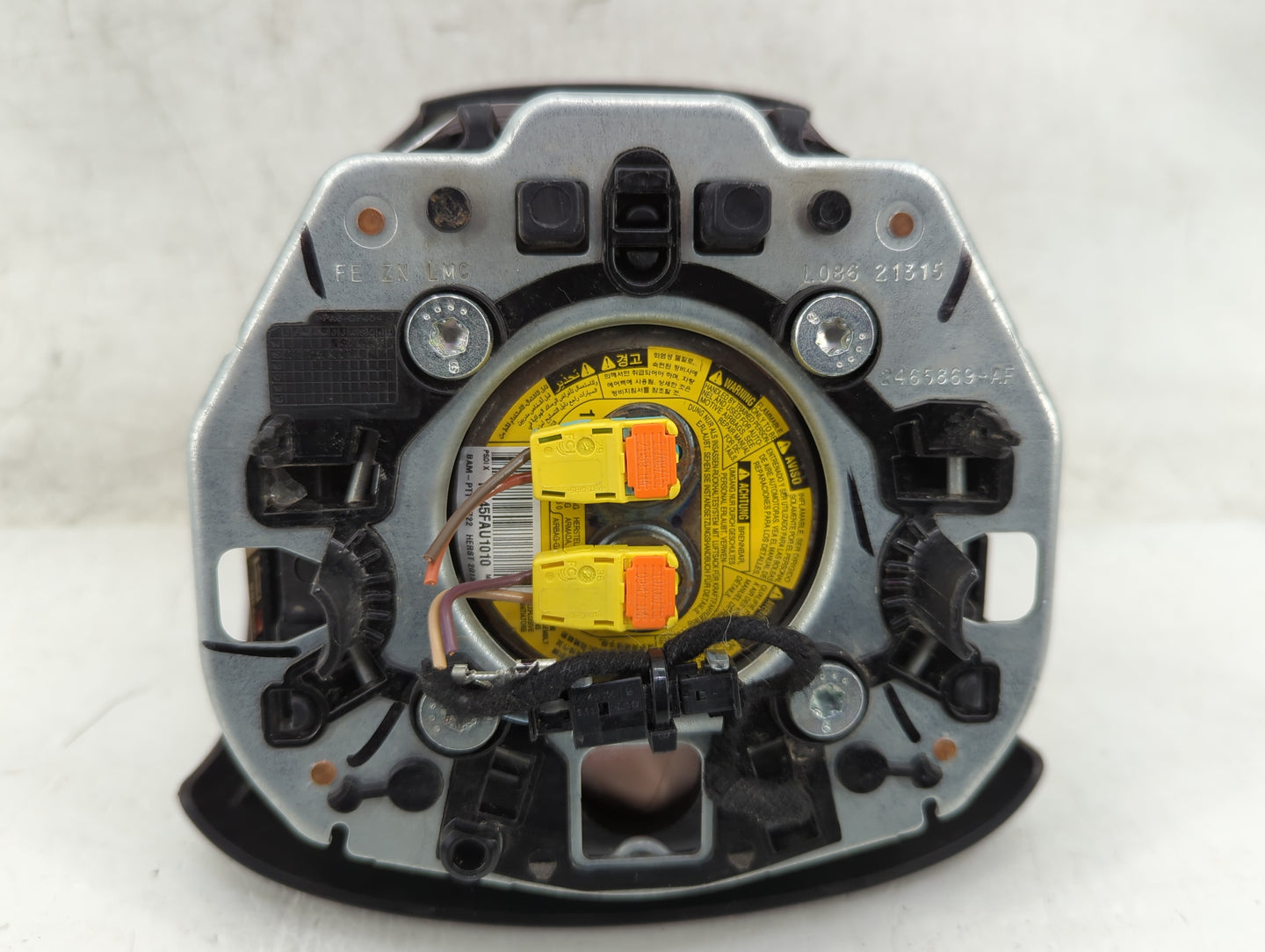 2014-2015 Jeep Grand Cherokee Air Bag Driver Left Steering Wheel Mounted P/N:13393369 Fits Fits 2014 2015 OEM Used Auto Part