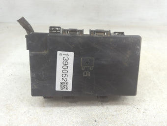 compare product 2015 Jeep Grand Cherokee Fusebox Fuse Box Panel Relay Module P/N:7140-1980-30 Fits OEM Used Auto Parts