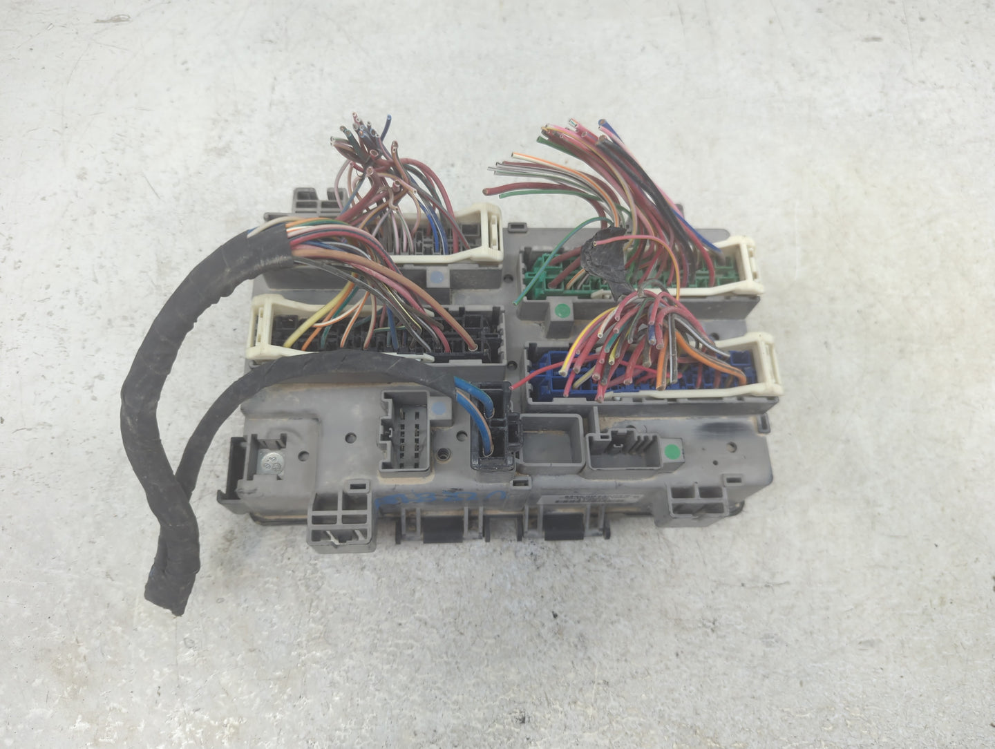2015 Jeep Grand Cherokee Fusebox Fuse Box Panel Relay Module P/N:7140-1980-30 Fits OEM Used Auto Parts - Oemusedautoparts1.c