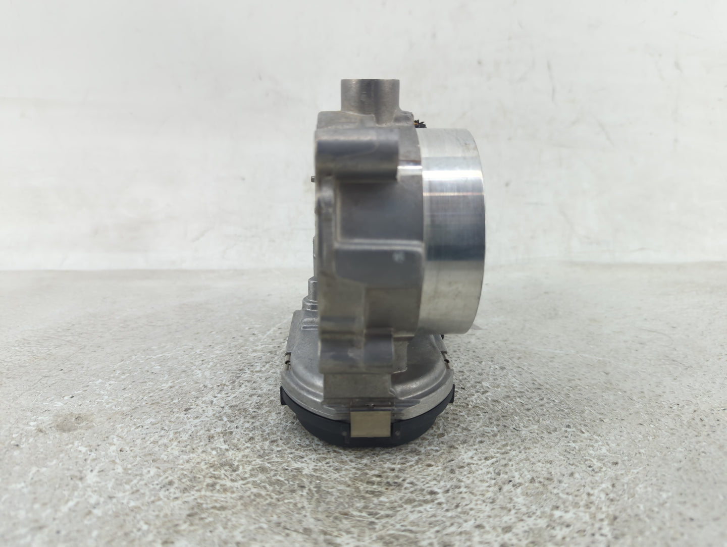 2011-2022 Jeep Grand Cherokee Throttle Body P/N:05184349AC 0 280 750 570 Fits OEM Used Auto Parts - Oemusedautoparts1.com