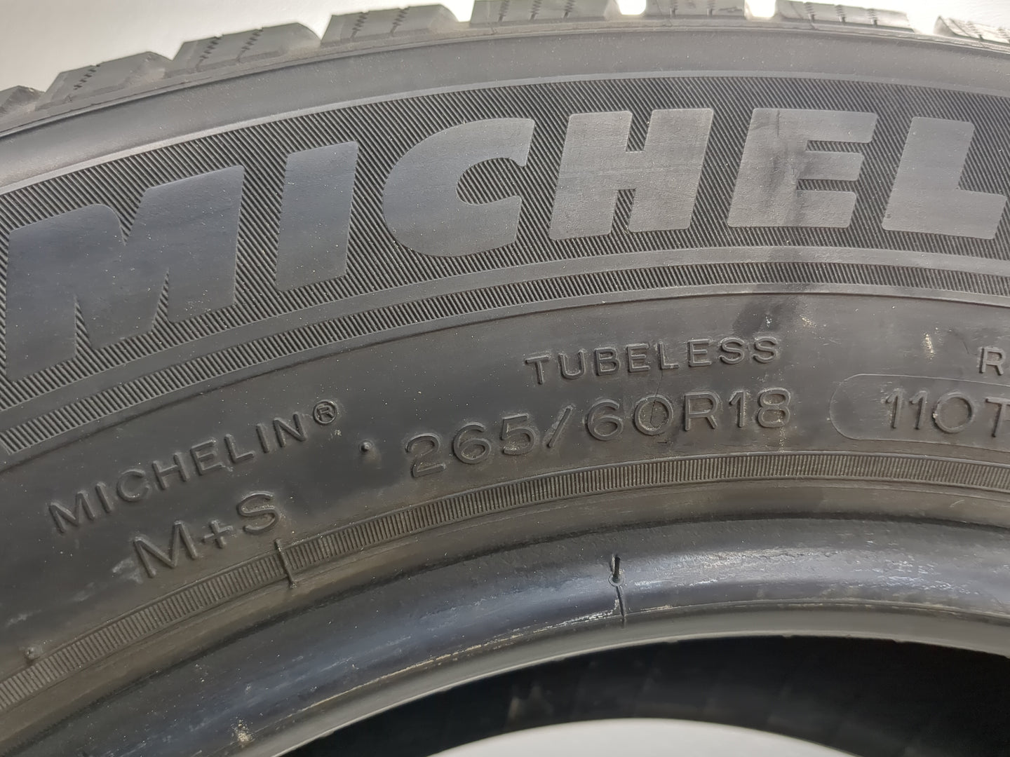 Used Tire 265/60R18 MICHELIN DEFENDER LTX M/S 110T - Tread Depth 8/32 - Oemusedautoparts1.com