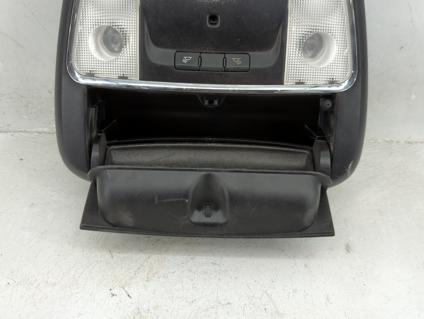 2011-2015 Jeep Grand Cherokee Overhead Roof Console 1408496 - Oemusedautoparts1.com