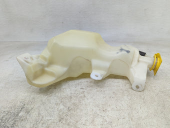 compare product 2011 Jeep Grand Cherokee Radiator Coolant Overflow Expansion Tank Bottle 1409484