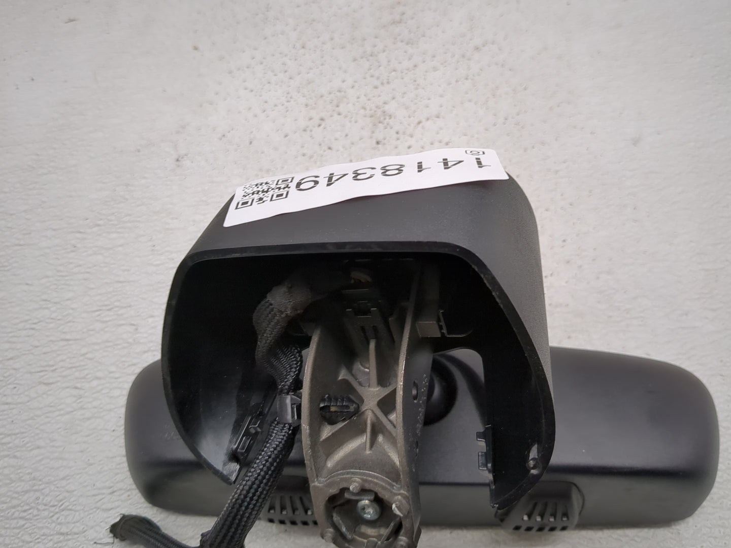 2014-2015 Jeep Grand Cherokee Interior Rear View Mirror Replacement OEM P/N:68144049AE Fits Fits 2014 2015 OEM Used Auto Par