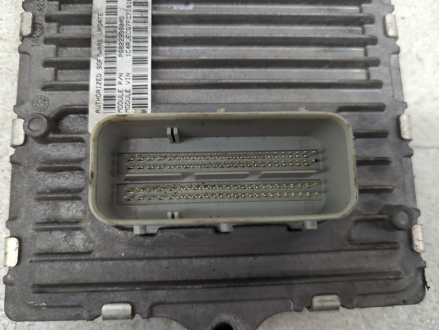 2015 Jeep Grand Cherokee PCM Engine Control Computer ECU ECM PCU OEM P/N:P68229960AD P05150987AB Fits OEM Used Auto Parts - 
