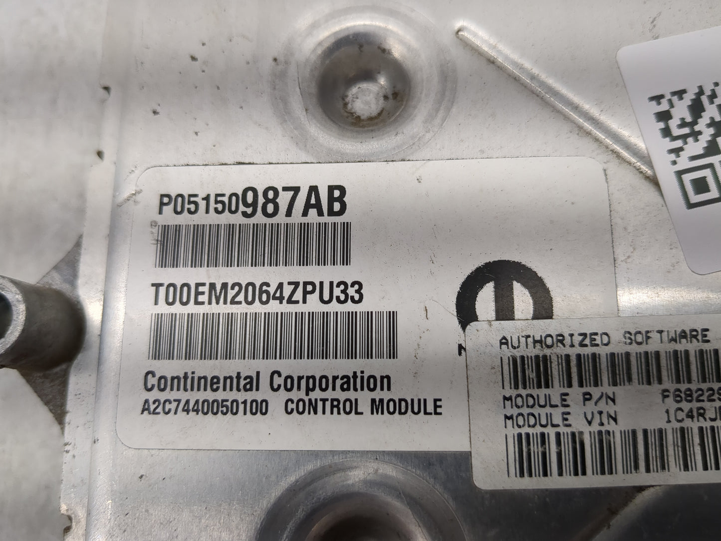 2015 Jeep Grand Cherokee PCM Engine Control Computer ECU ECM PCU OEM P/N:P05150987AB T00EM2064ZPU33, A2C7440050100 Fits OEM 