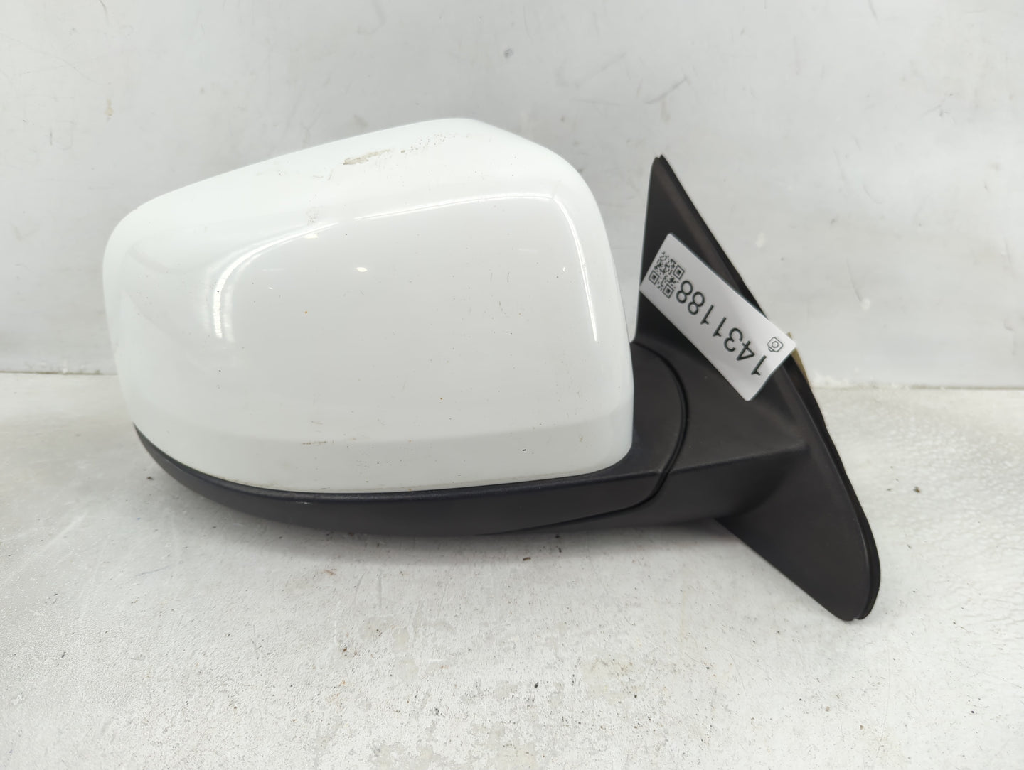 2011-2022 Jeep Grand Cherokee Passenger Side View Mirror - Right Door Mirror OEM Used - Oemusedautoparts1.com