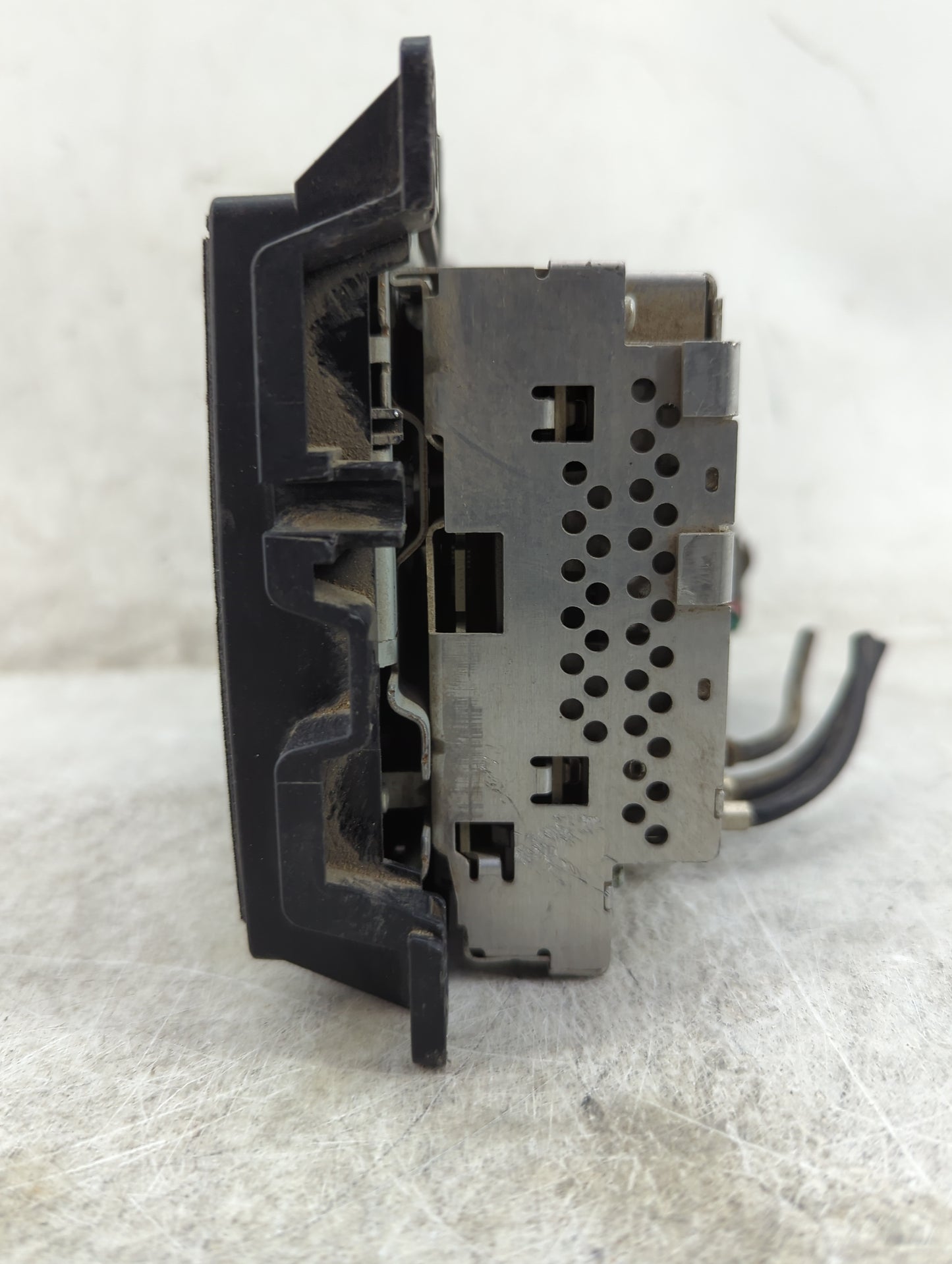2015 Jeep Grand Cherokee Radio AM FM Cd Player Receiver Replacement P/N:P68245296AE TVPQN2845H0465 Fits OEM Used Auto Parts 