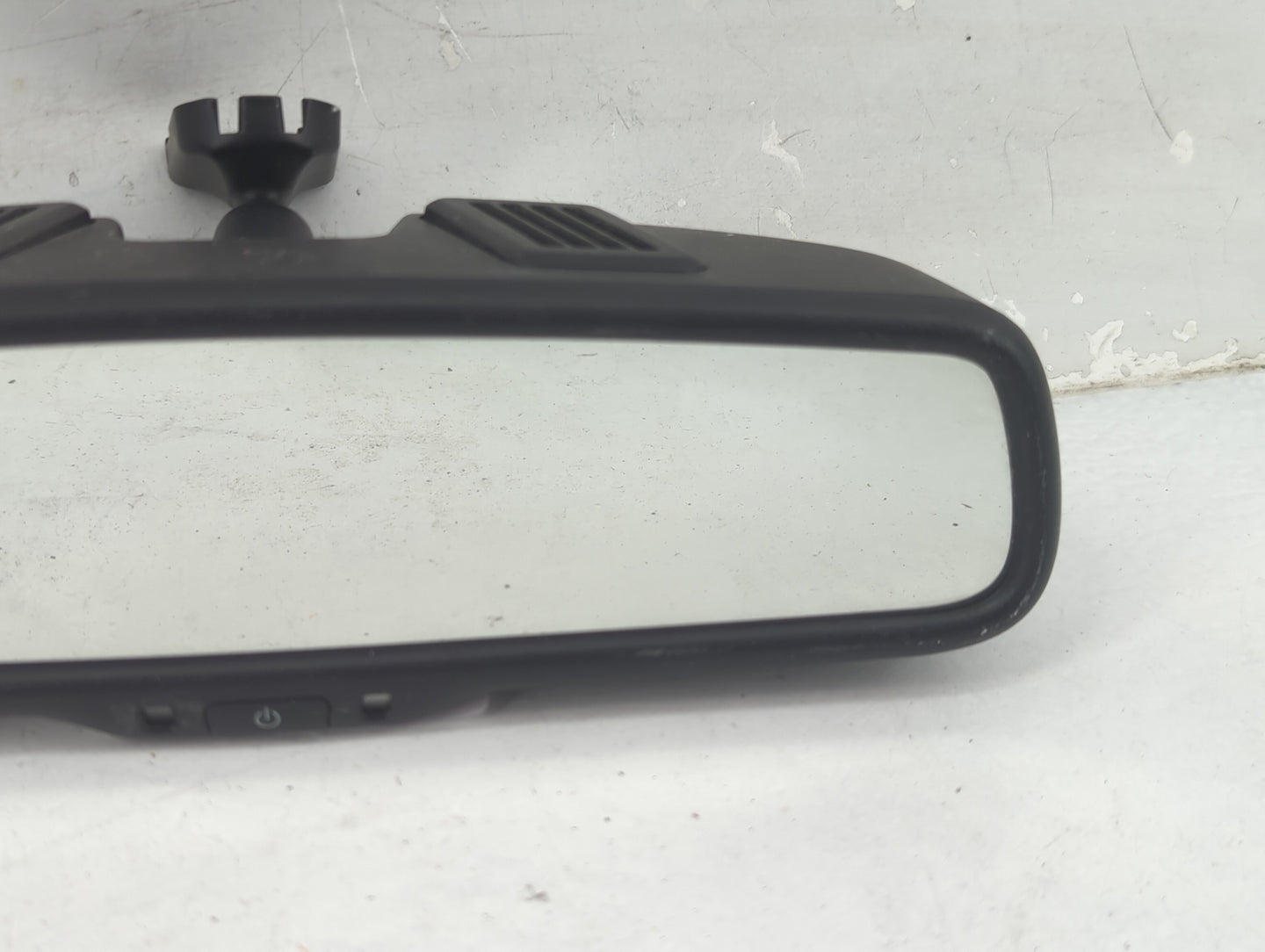 2014-2015 Jeep Grand Cherokee Interior Rear View Mirror Replacement OEM P/N:E11026130 Fits Fits 2014 2015 OEM Used Auto Part