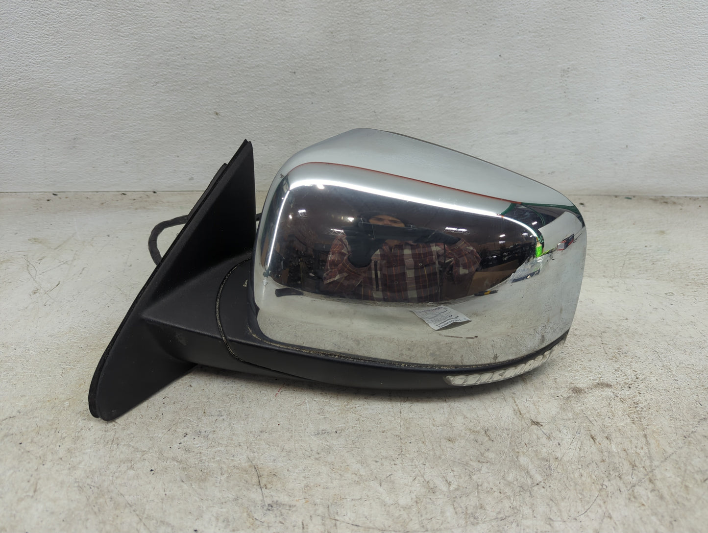 2011-2022 Jeep Grand Cherokee Driver Side View Mirror - Left Door Mirror OEM Used - Oemusedautoparts1.com