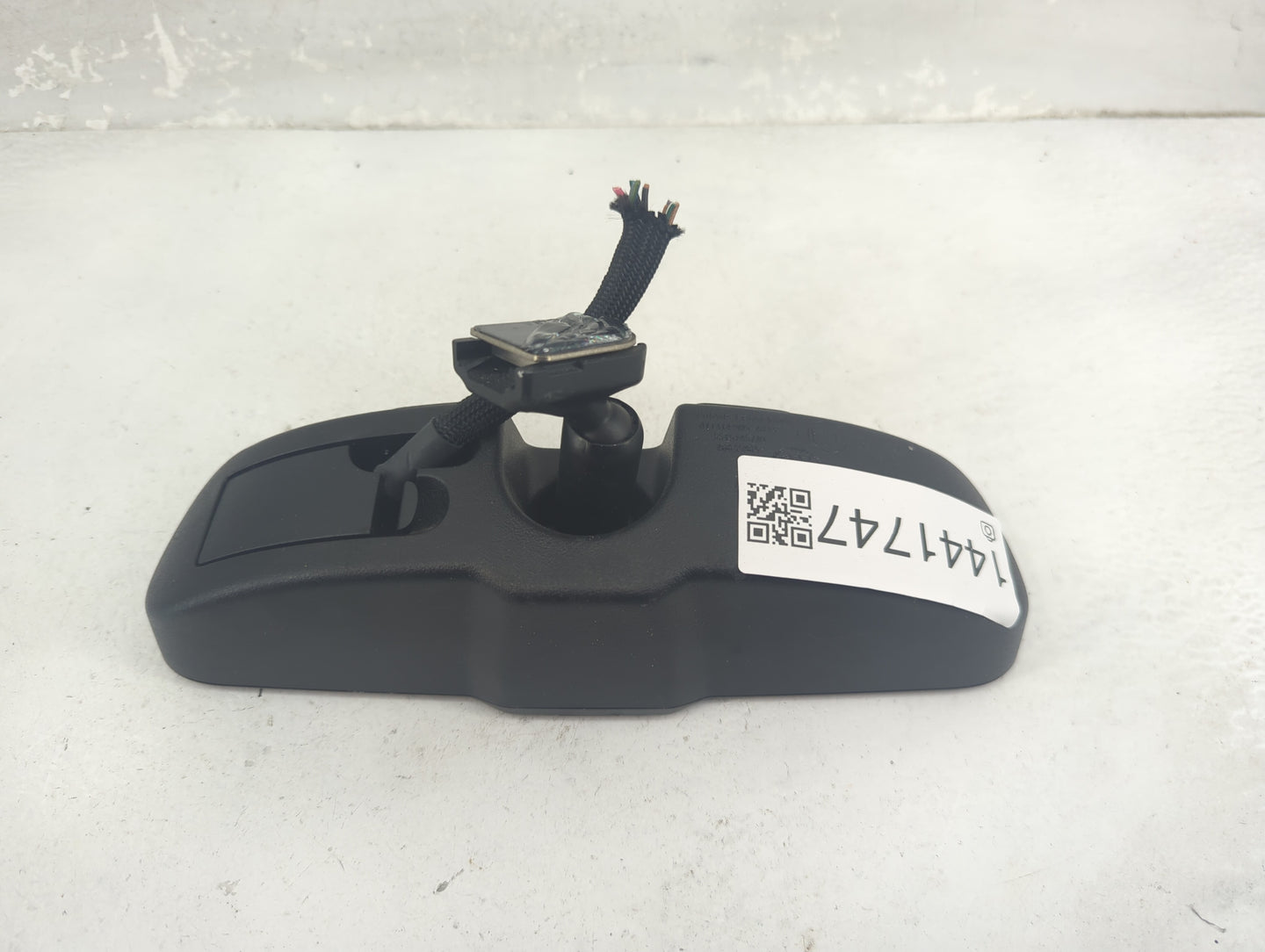 2014-2015 Jeep Grand Cherokee Interior Rear View Mirror Replacement OEM P/N:E11026130 Fits Fits 2014 2015 OEM Used Auto Part
