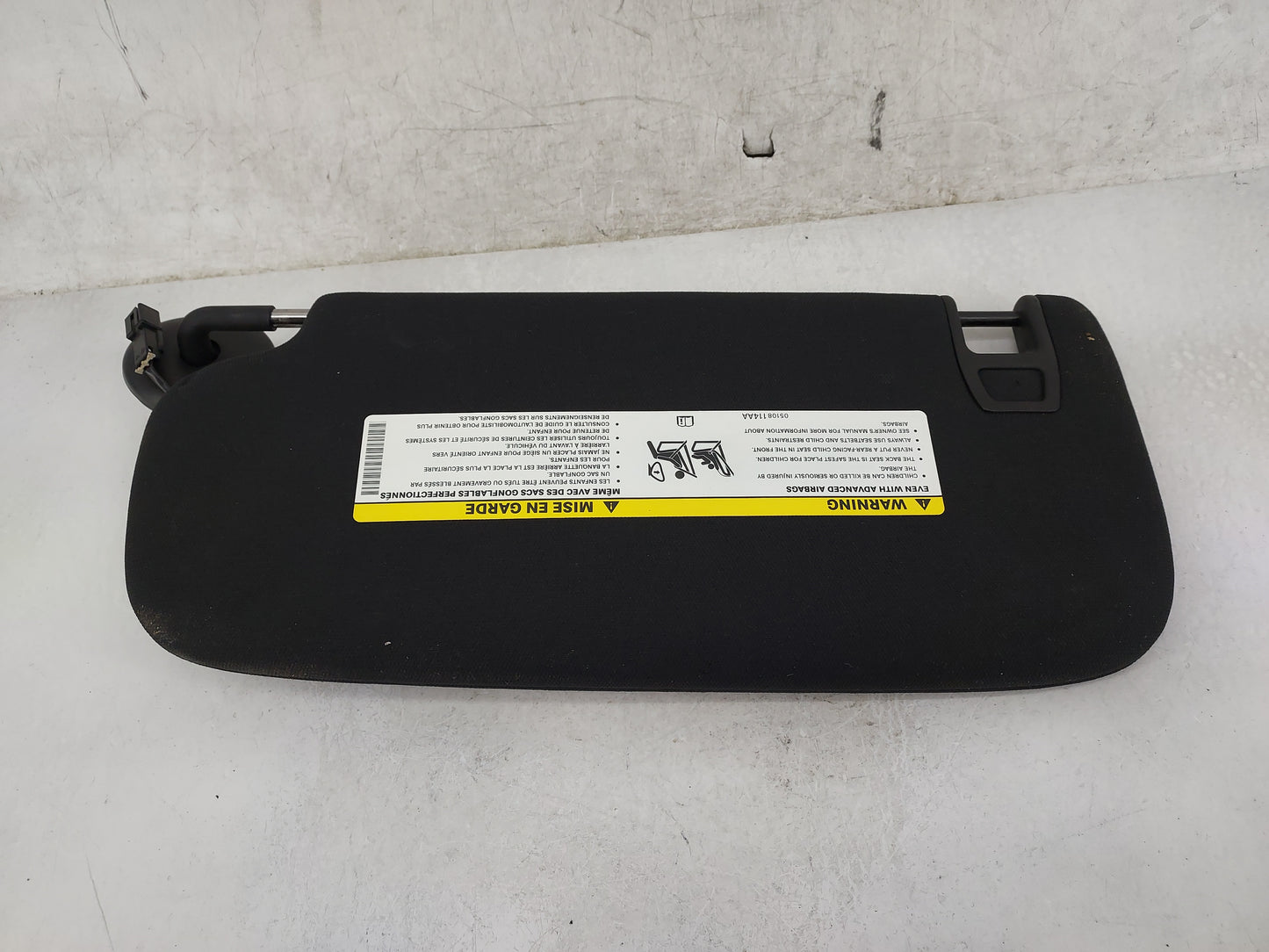 2014-2022 Jeep Grand Cherokee Sun Visor Shade Replacement Passenger Right Mirror Fits OEM Used Auto Parts - Oemusedautoparts