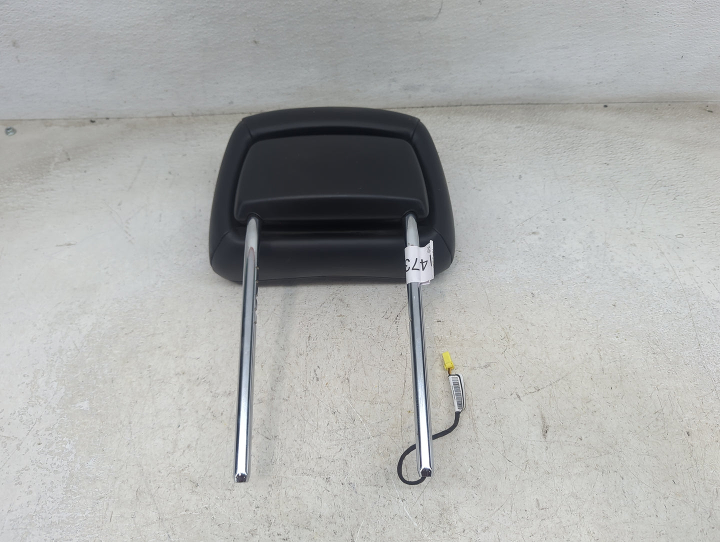 2015 Jeep Grand Cherokee Headrest Head Rest Front Driver Passenger Seat Fits OEM Used Auto Parts - Oemusedautoparts1.com