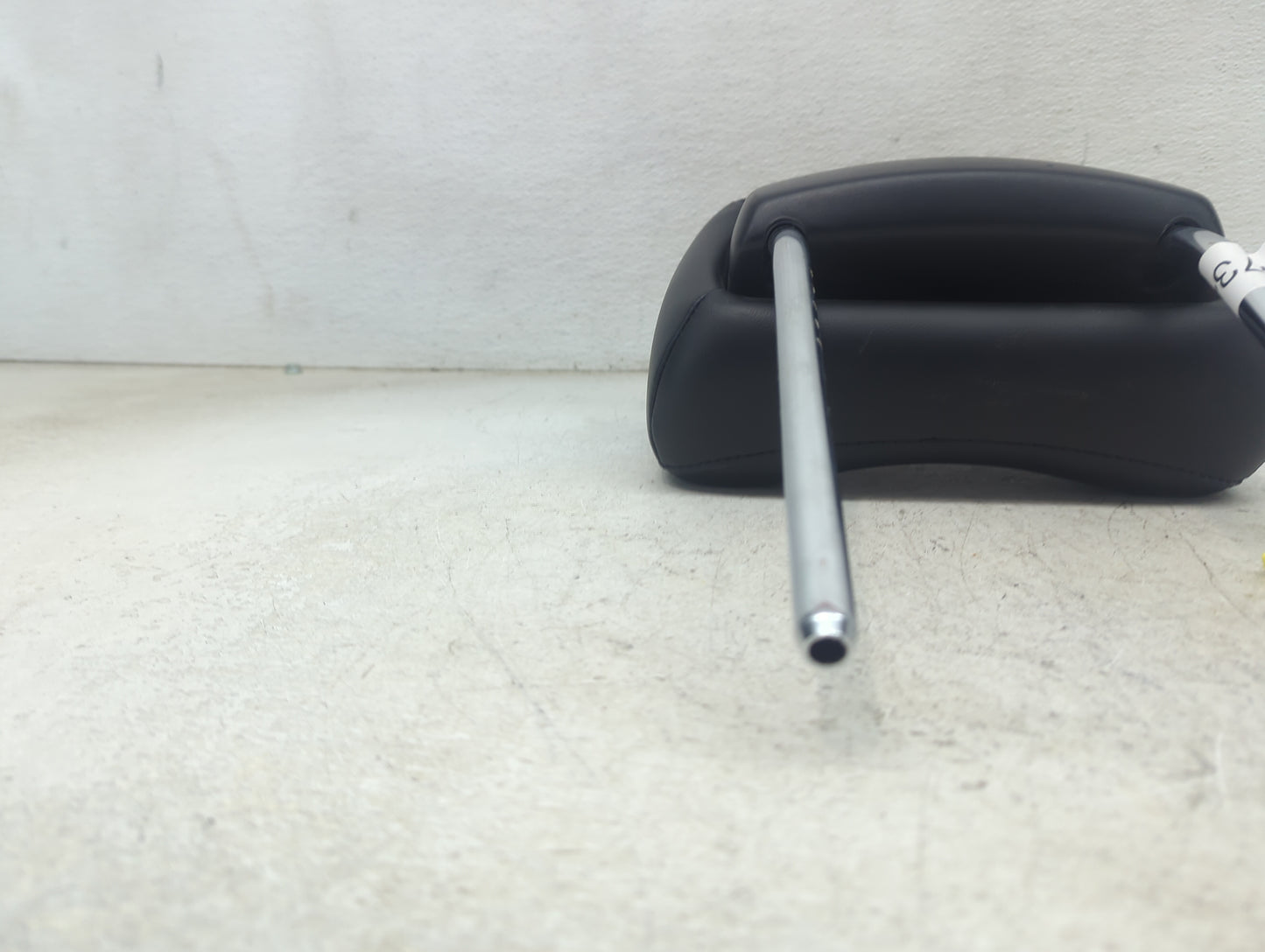 2015 Jeep Grand Cherokee Headrest Head Rest Front Driver Passenger Seat Fits OEM Used Auto Parts - Oemusedautoparts1.com