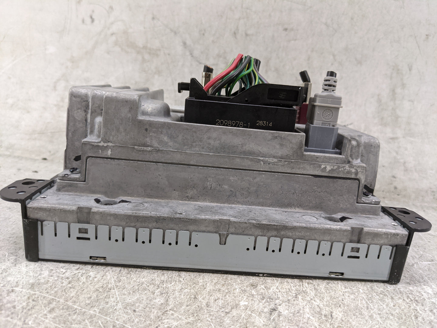 2015 Jeep Grand Cherokee Radio AM FM Cd Player Receiver Replacement P/N:T00BE3464700018 36670J, QNG-BE2801, 6434C-BE2801 Fit