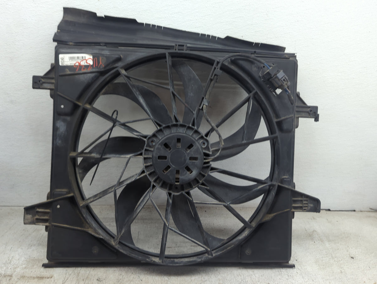 2011-2022 Jeep Grand Cherokee Electric Radiator Cooling Fan Motor Assembly P/N:55037992AD 68031874AD Fits OEM Used Auto Part