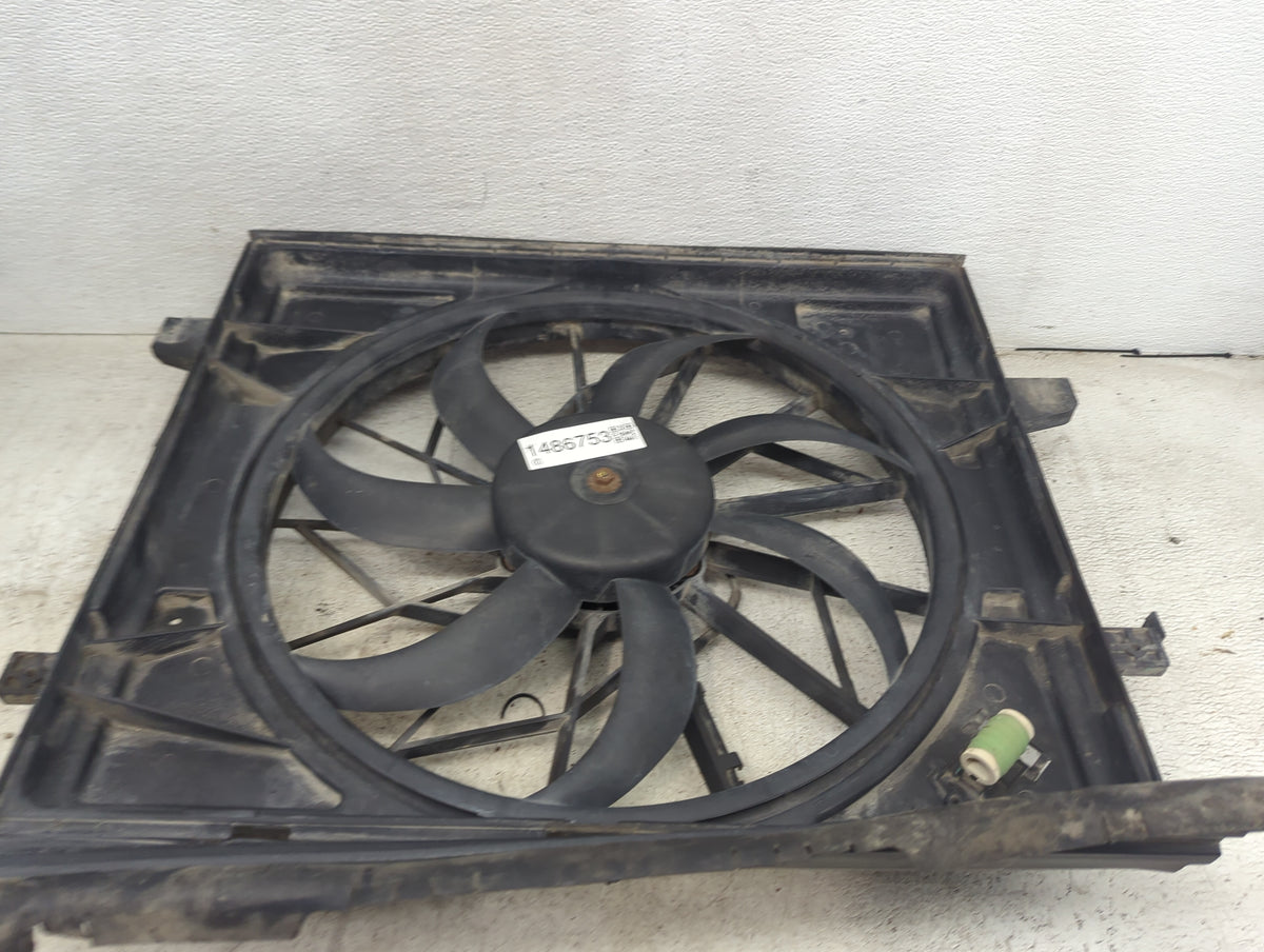 2011-2022 Jeep Grand Cherokee Electric Radiator Cooling Fan Motor Assembly P/N:55037992AD 68031874AD Fits OEM Used Auto Part