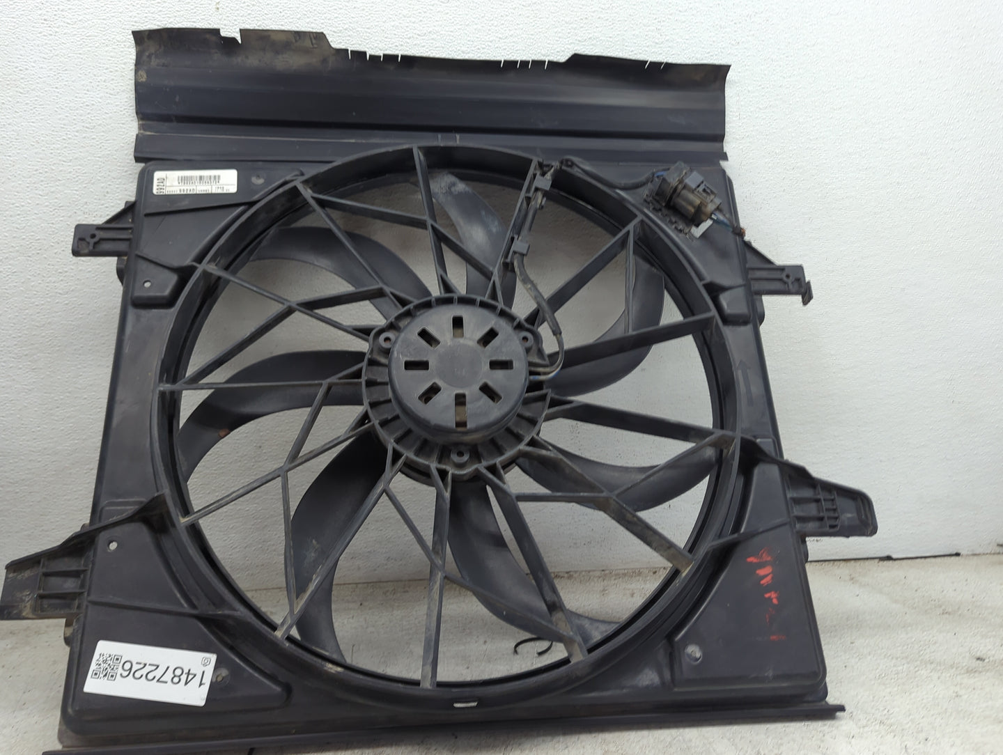 2011-2022 Jeep Grand Cherokee Electric Radiator Cooling Fan Motor Assembly P/N:55037992AD T992AD18059372 Fits OEM Used Auto 