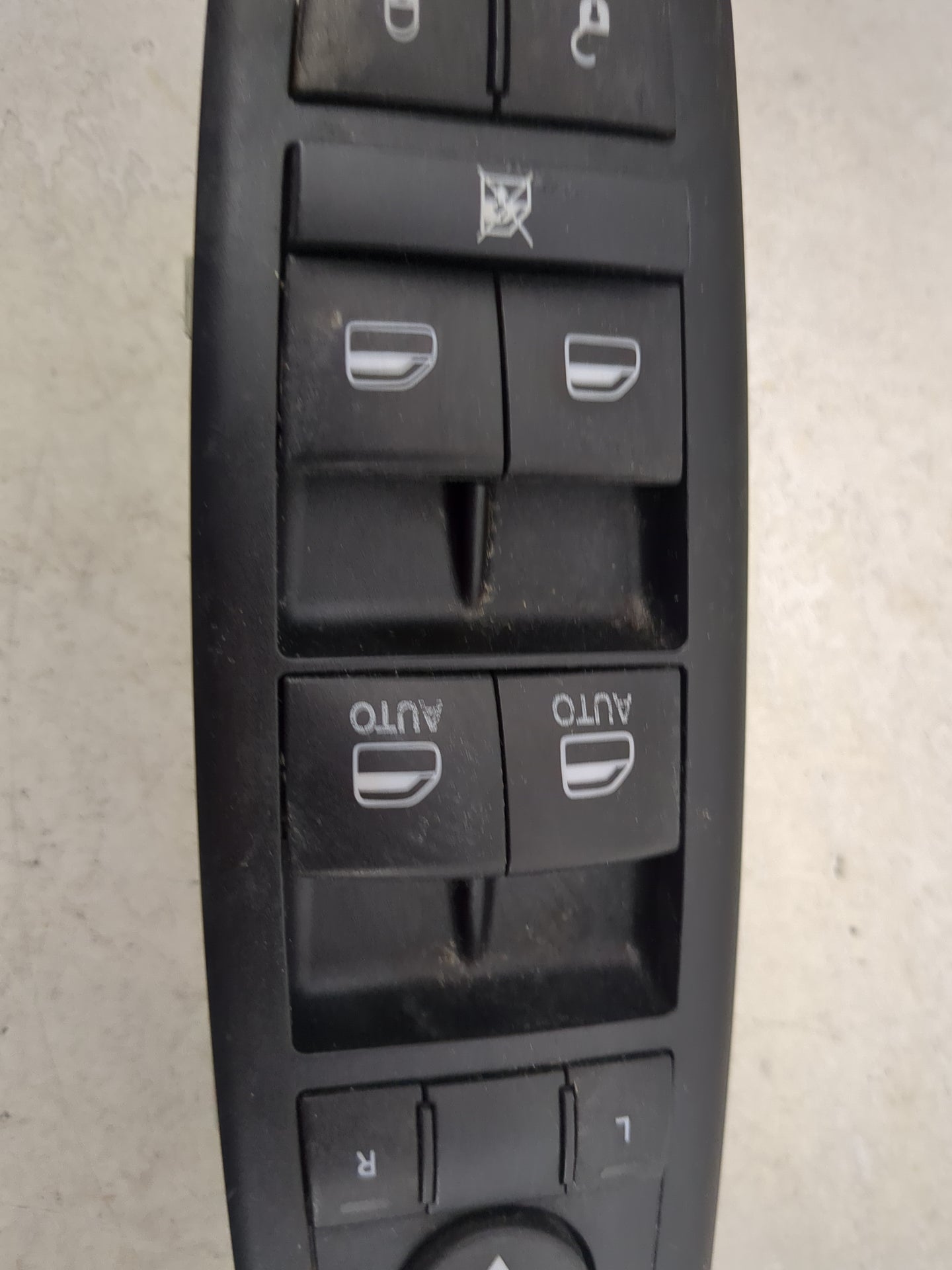 2014-2015 Jeep Grand Cherokee Master Power Window Switch Replacement Driver Side Left P/N:68184002AA 10099221 Fits Fits 2014