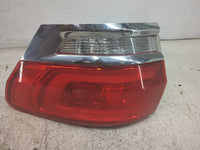 2015-2021 Jeep Grand Cherokee Tail Light Assembly Passenger Right OEM P/N:P68110016AE 68110016AE Fits OEM Used Auto Parts - 