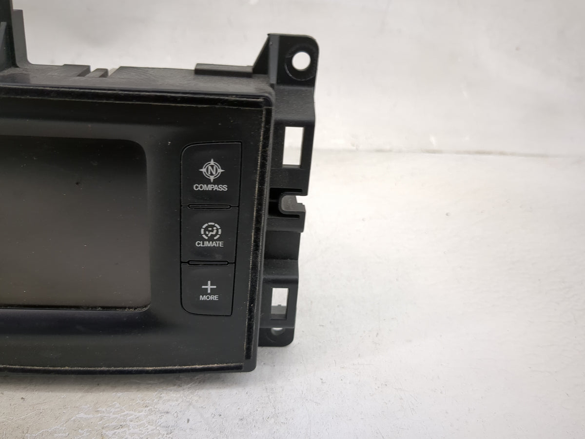 2015-2015 Jeep Grand Cherokee Information Radio Display Screen - Oemusedautoparts1.com