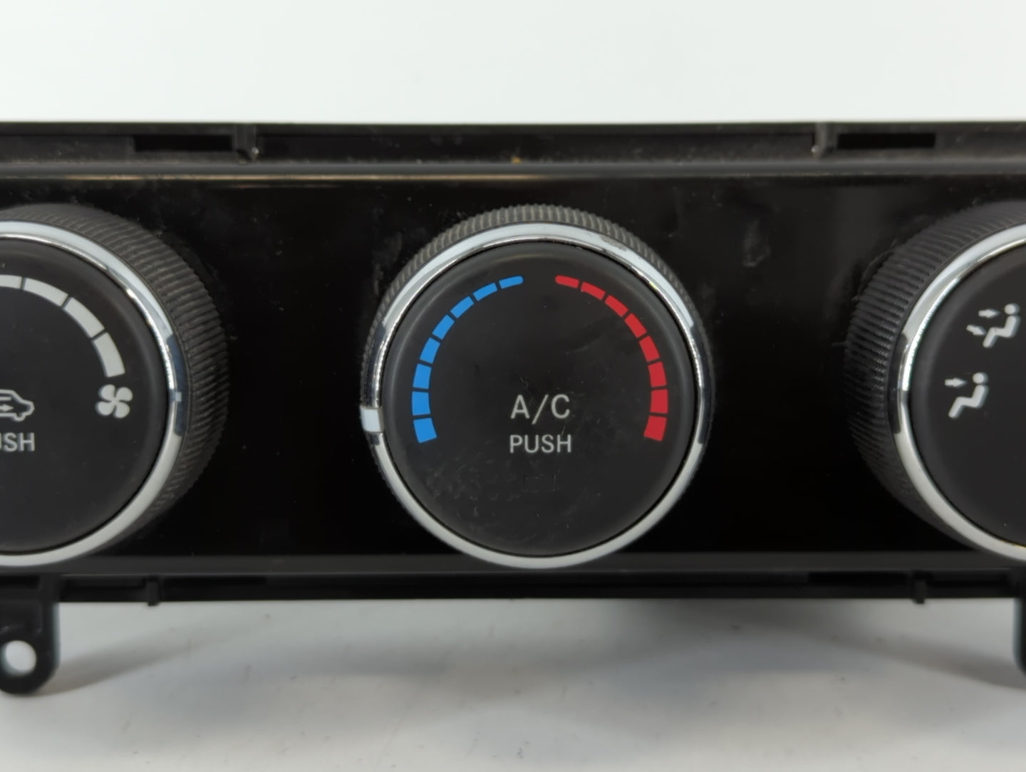 2011-2017 Jeep Patriot Climate Control Module Temperature AC/Heater Replacement P/N:P55111278AE Fits OEM Used Auto Parts - O