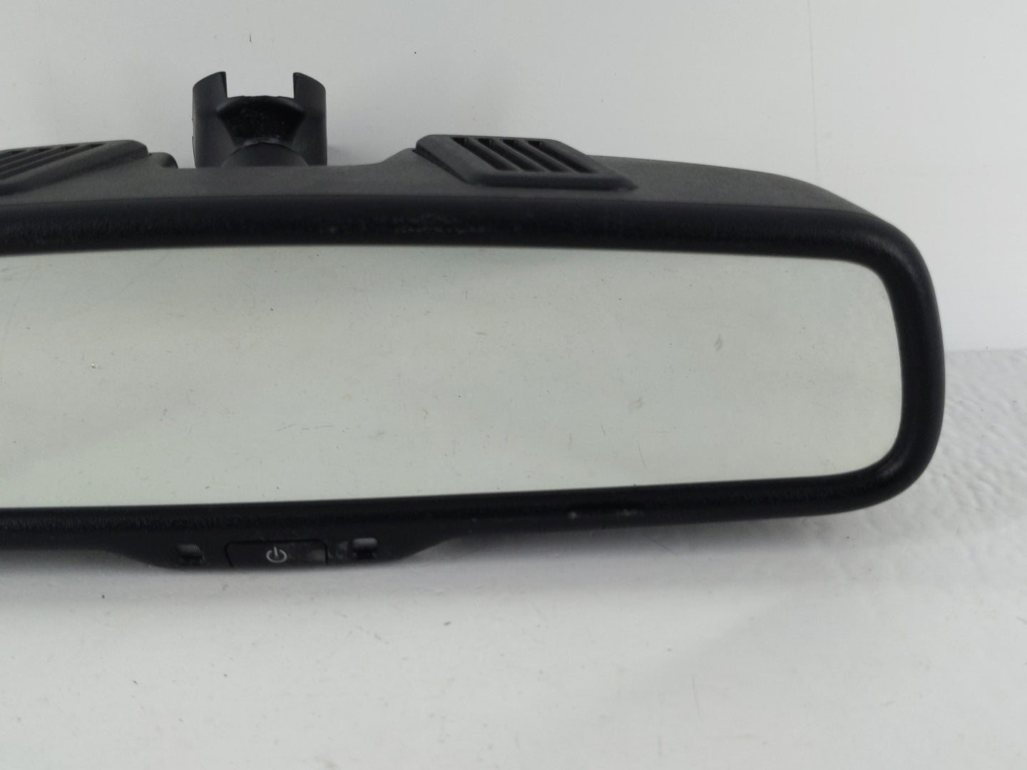2007-2017 Jeep Patriot Interior Rear View Mirror Replacement OEM P/N:E11026130 Fits OEM Used Auto Parts - Oemusedautoparts1.
