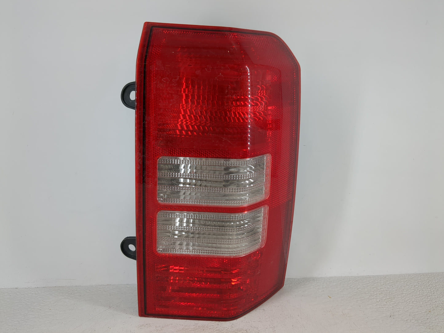2008-2017 Jeep Patriot Tail Light Assembly Passenger Right OEM P/N:05160364AG Fits OEM Used Auto Parts - Oemusedautoparts1.c