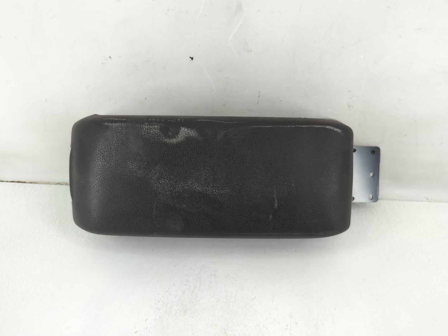2011-2017 Jeep Patriot Center Console Armrest Cover Lid Fits Fits 2011 2012 2013 2014 2015 2016 2017 OEM Used Auto Parts - O