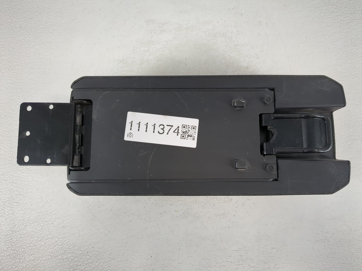2011-2017 Jeep Patriot Center Console Armrest Cover Lid Fits Fits 2011 2012 2013 2014 2015 2016 2017 OEM Used Auto Parts - O