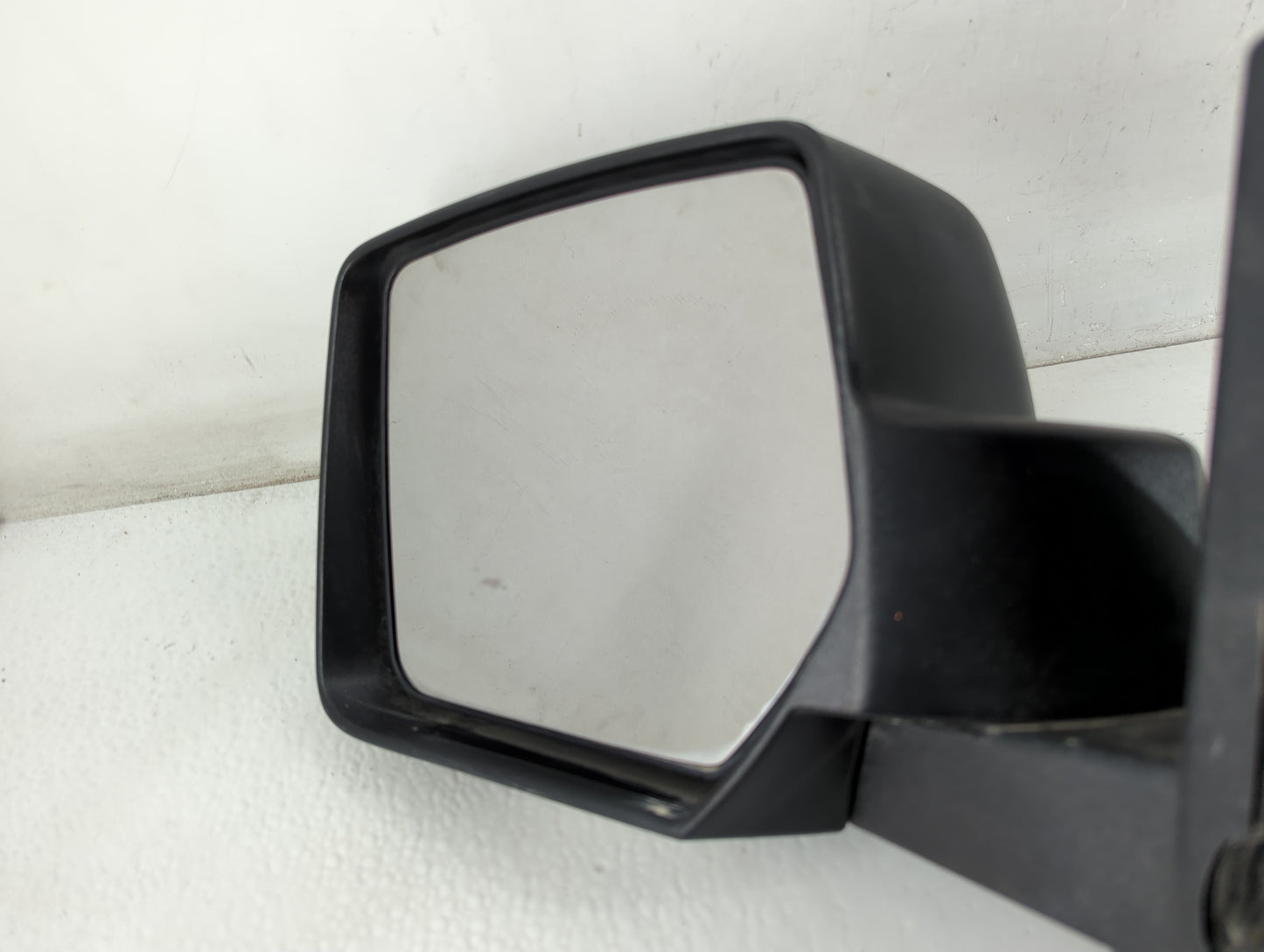 2007-2017 Jeep Patriot Driver Side View Mirror - Left Door Mirror OEM Used - Oemusedautoparts1.com