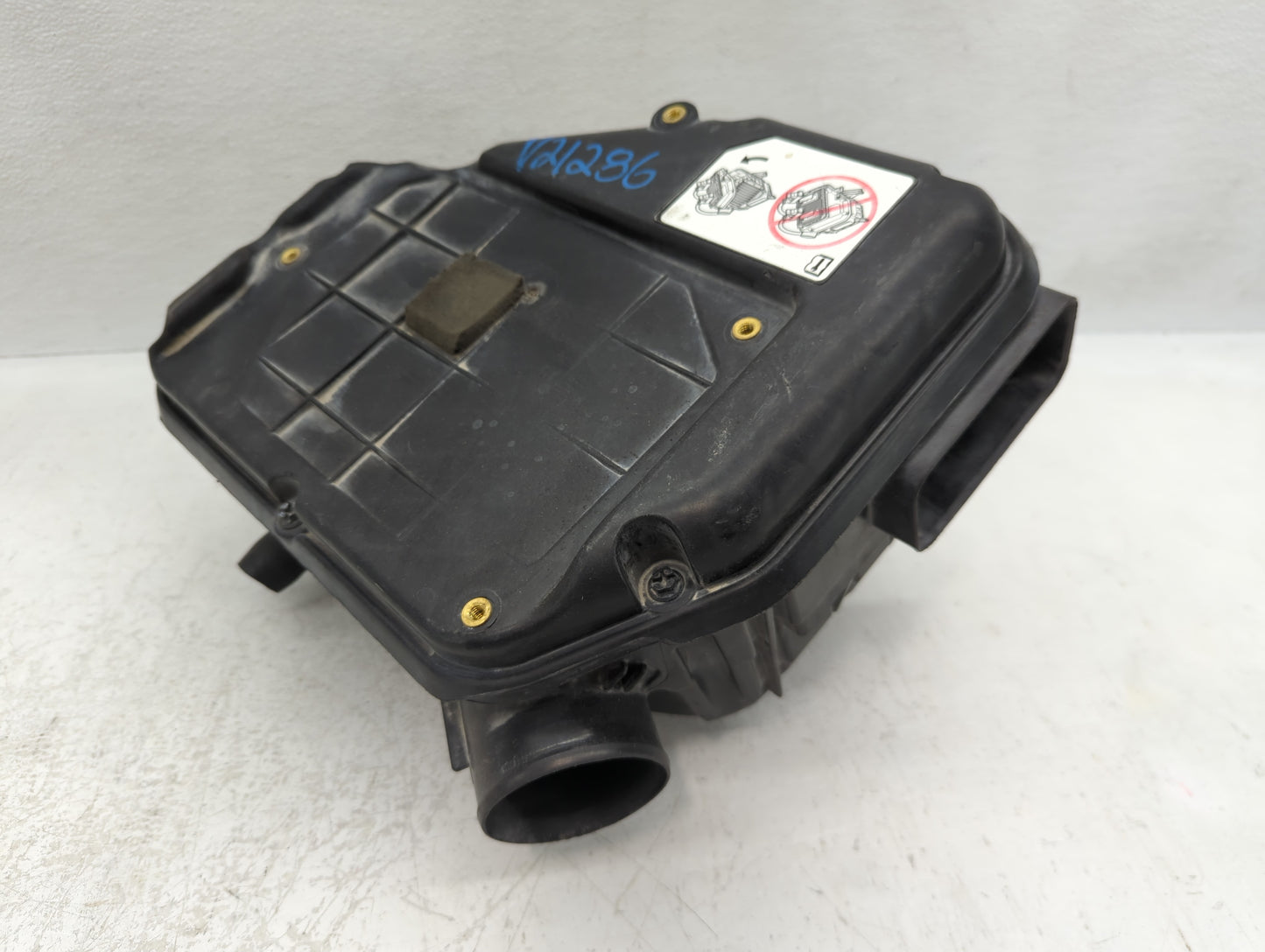 2011-2017 Jeep Patriot Air Cleaner Intake-duct Hose Tube - Oemusedautoparts1.com