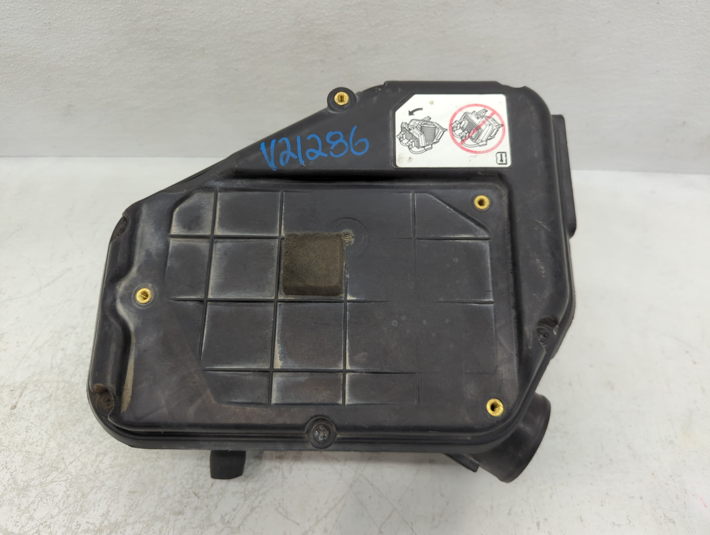 2011-2017 Jeep Patriot Air Cleaner Intake-duct Hose Tube - Oemusedautoparts1.com