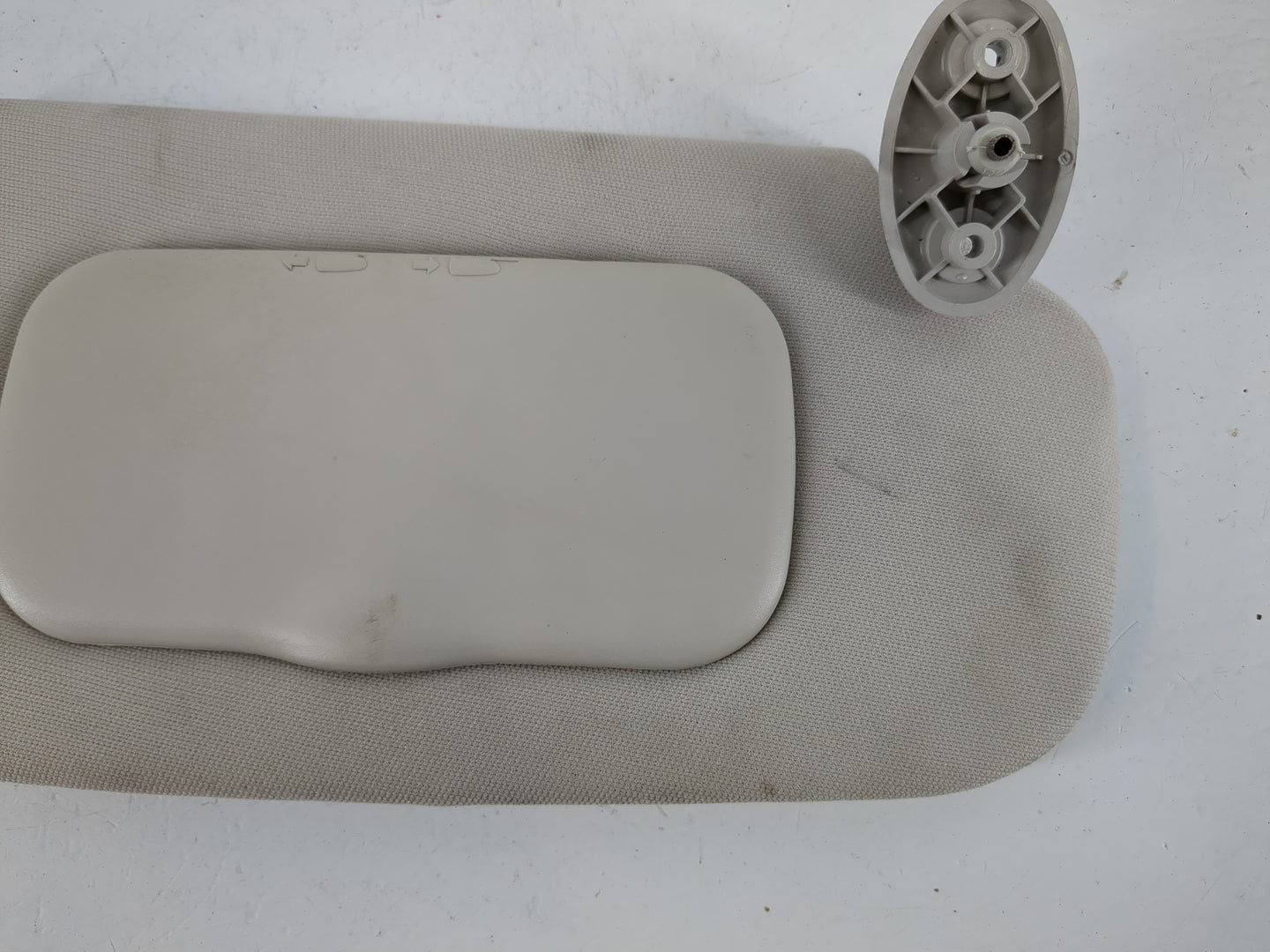 2010-2017 Jeep Patriot Sun Visor Shade Replacement Passenger Right Mirror Fits Fits 2010 2011 2012 2013 2014 2015 2016 2017 
