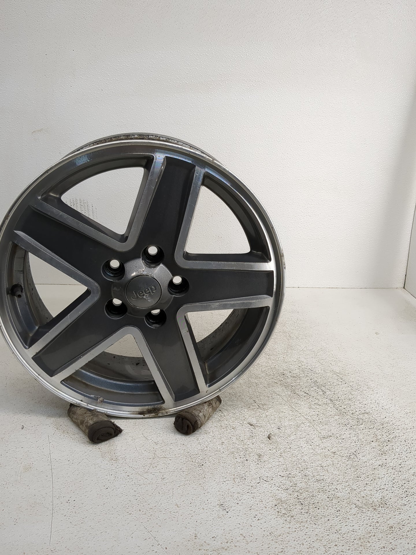 2007-2017 Jeep Patriot Oem Wheel Rim 1213568 - Oemusedautoparts1.com