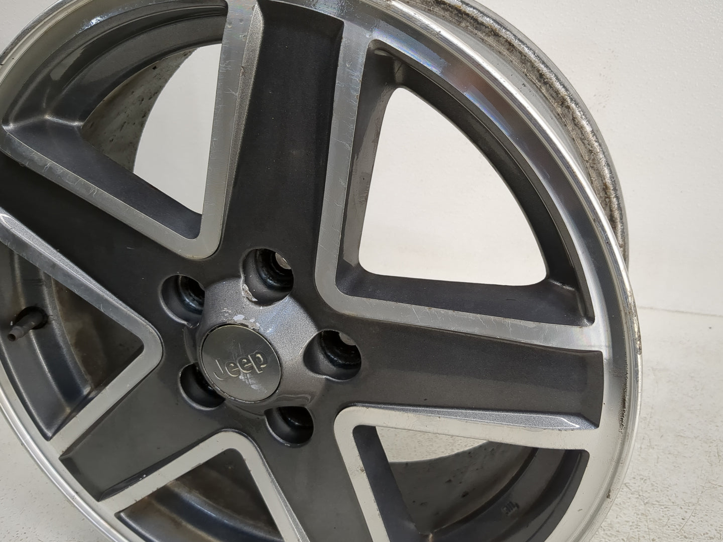 2007-2017 Jeep Patriot Oem Wheel Rim 1213568 - Oemusedautoparts1.com