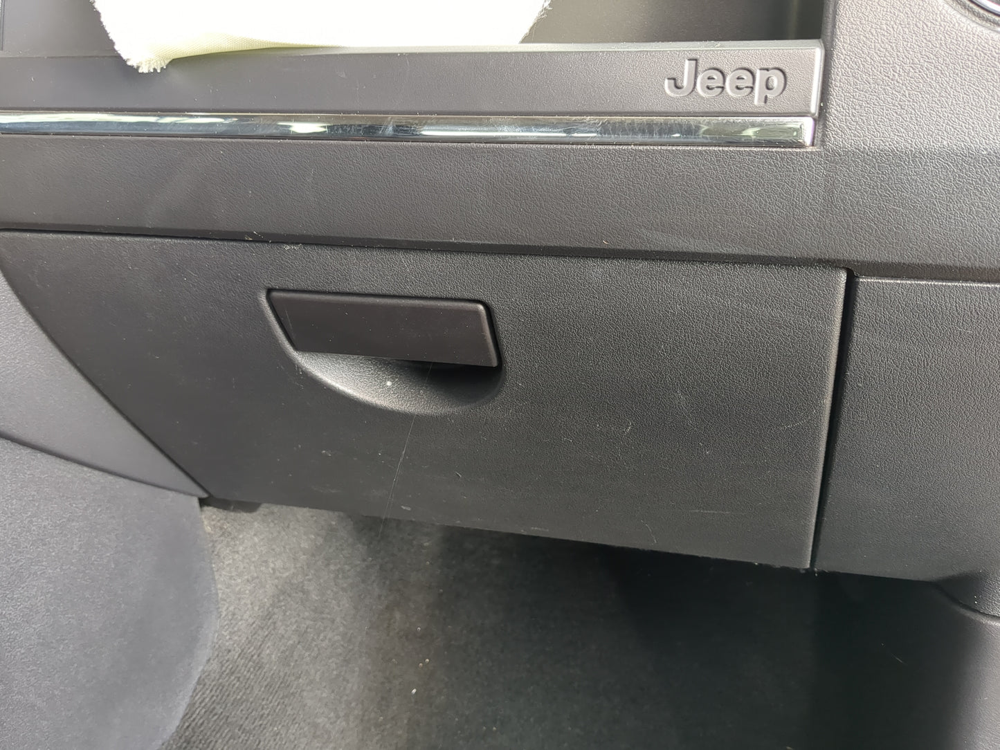 2015 Jeep Patriot Passenger Glove Box Door Storage Compartment - Oemusedautoparts1.com