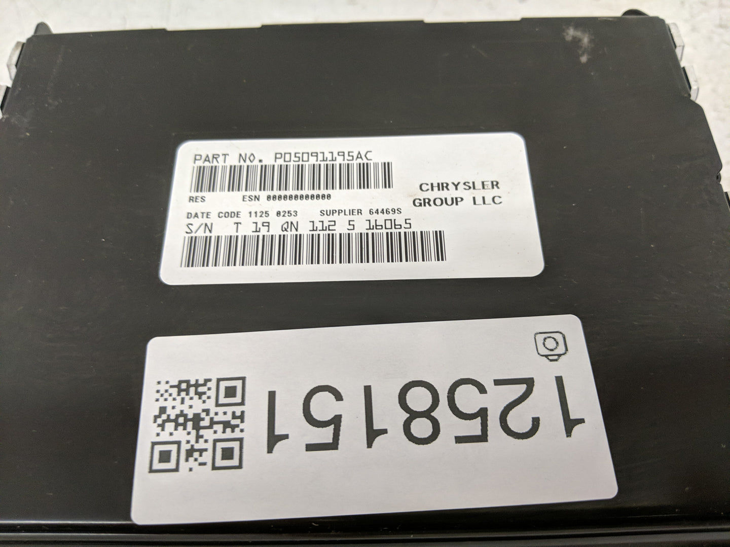 2012-2017 Jeep Patriot Radio AM FM Cd Player Receiver Replacement P/N:P05091195AC Fits Fits 2012 2013 2014 2015 2016 2017 OE
