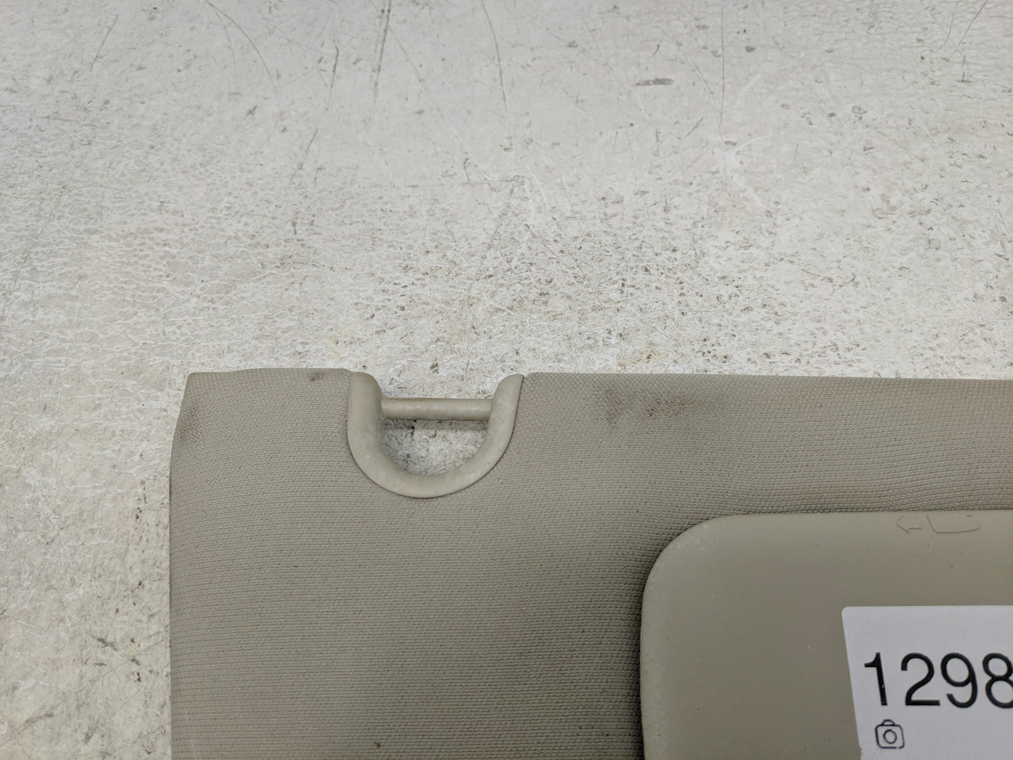 2010-2017 Jeep Patriot Sun Visor Shade Replacement Passenger Right Mirror Fits Fits 2010 2011 2012 2013 2014 2015 2016 2017 