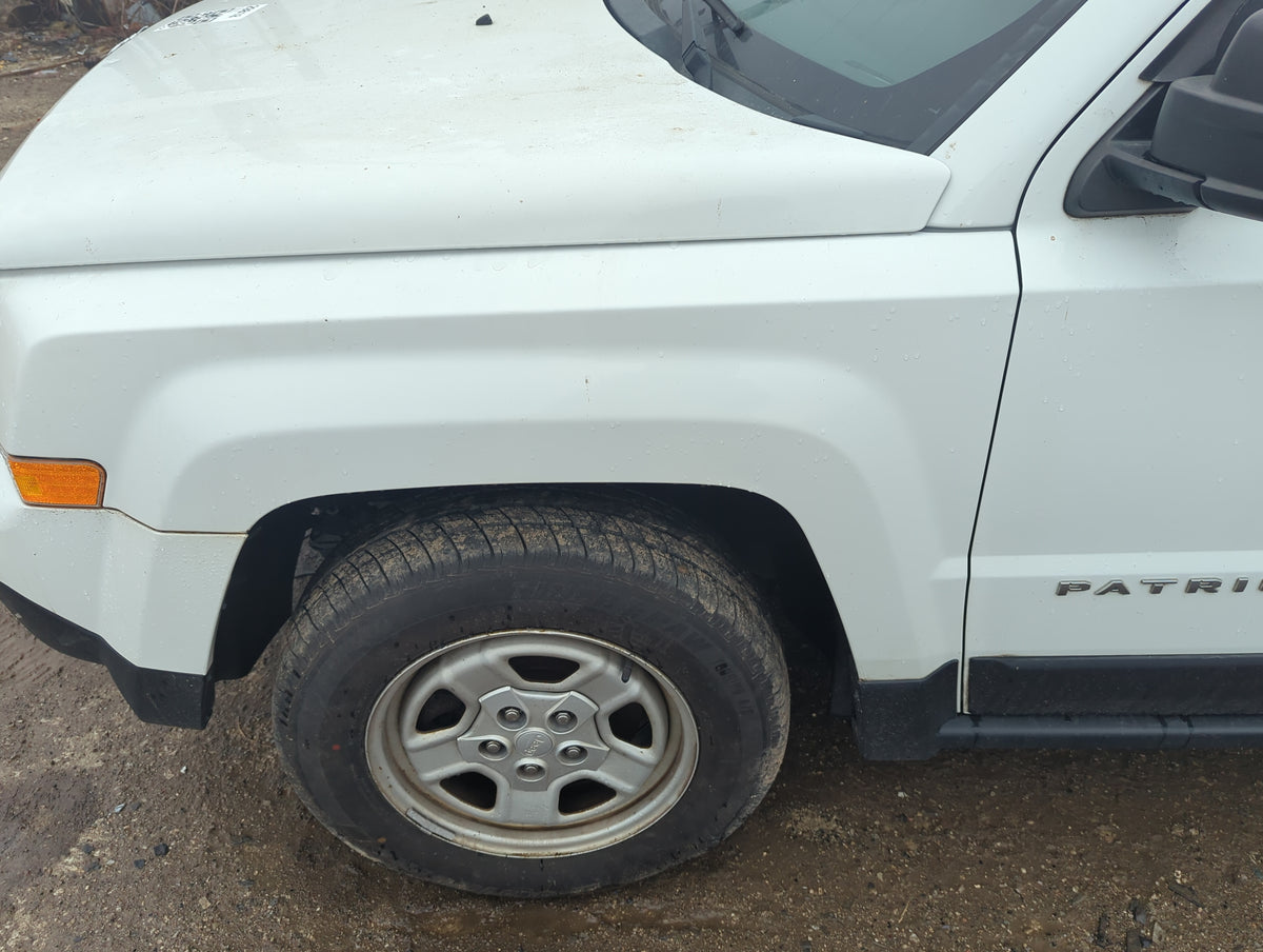 2011-2017 Jeep Patriot Driver Fender - Oemusedautoparts1.com