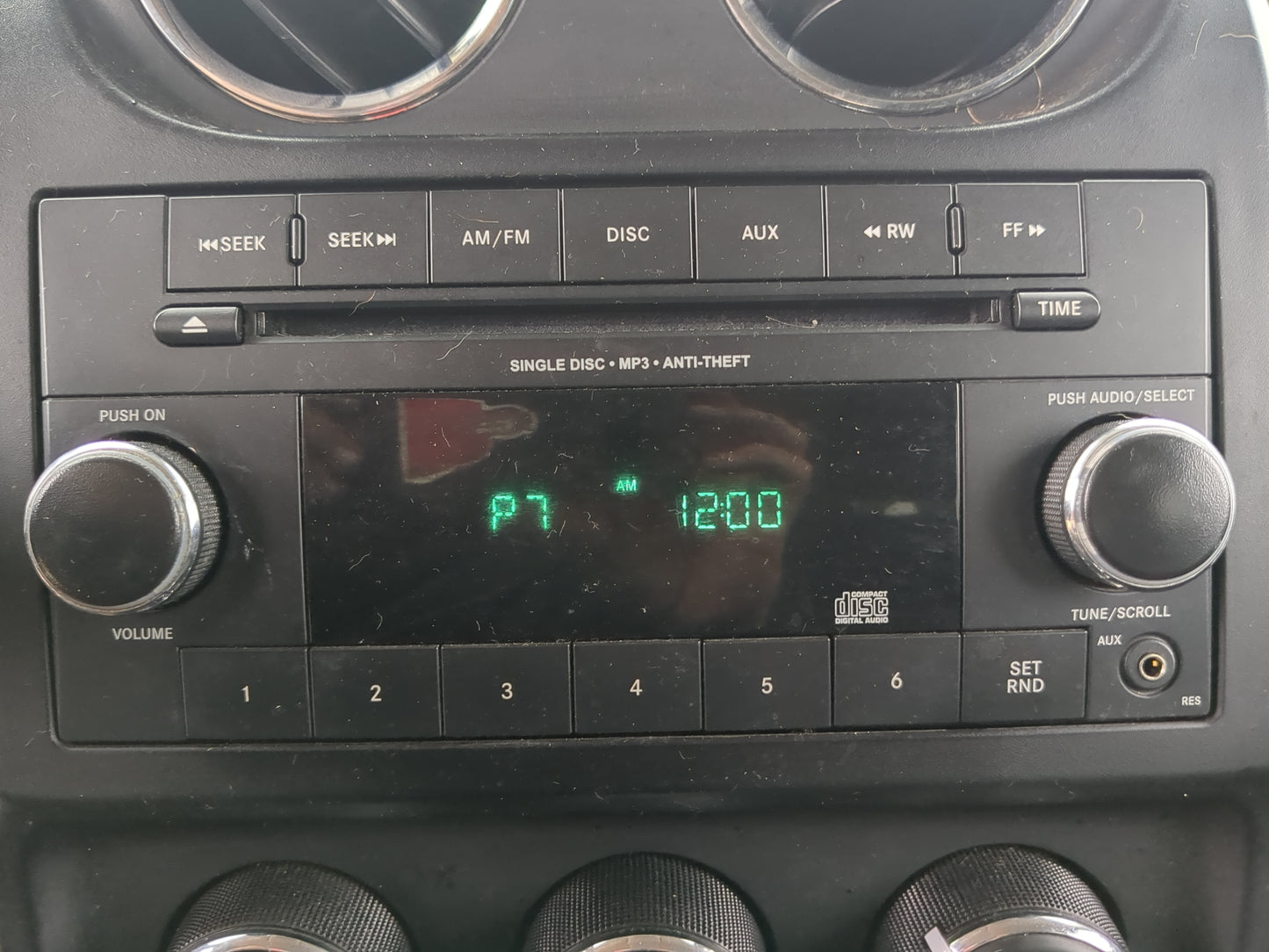 2012-2017 Jeep Patriot Radio AM FM Cd Player Receiver Replacement Fits Fits 2012 2013 2014 2015 2016 2017 OEM Used Auto Part
