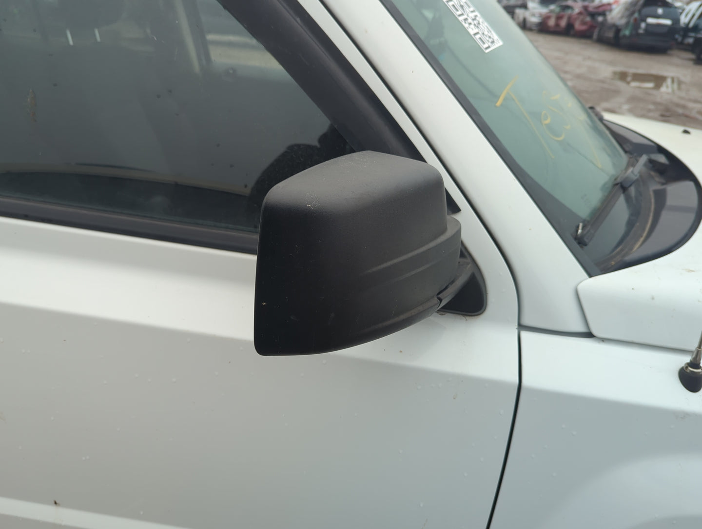 2013-2015 Jeep Patriot Passenger Side View Mirror - Right Door Mirror OEM Used - Oemusedautoparts1.com