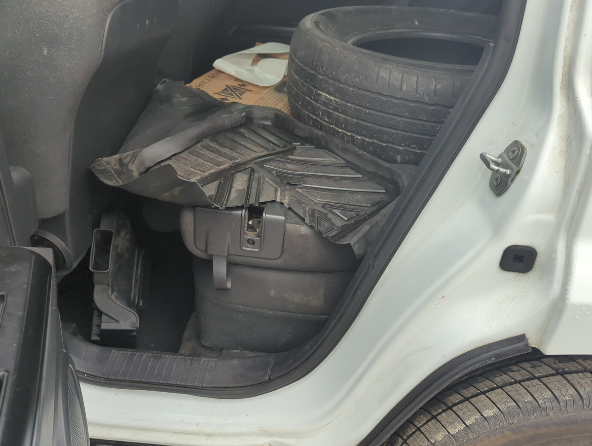 2015 Jeep Patriot Rear Seat Oem 1389690 - Oemusedautoparts1.com