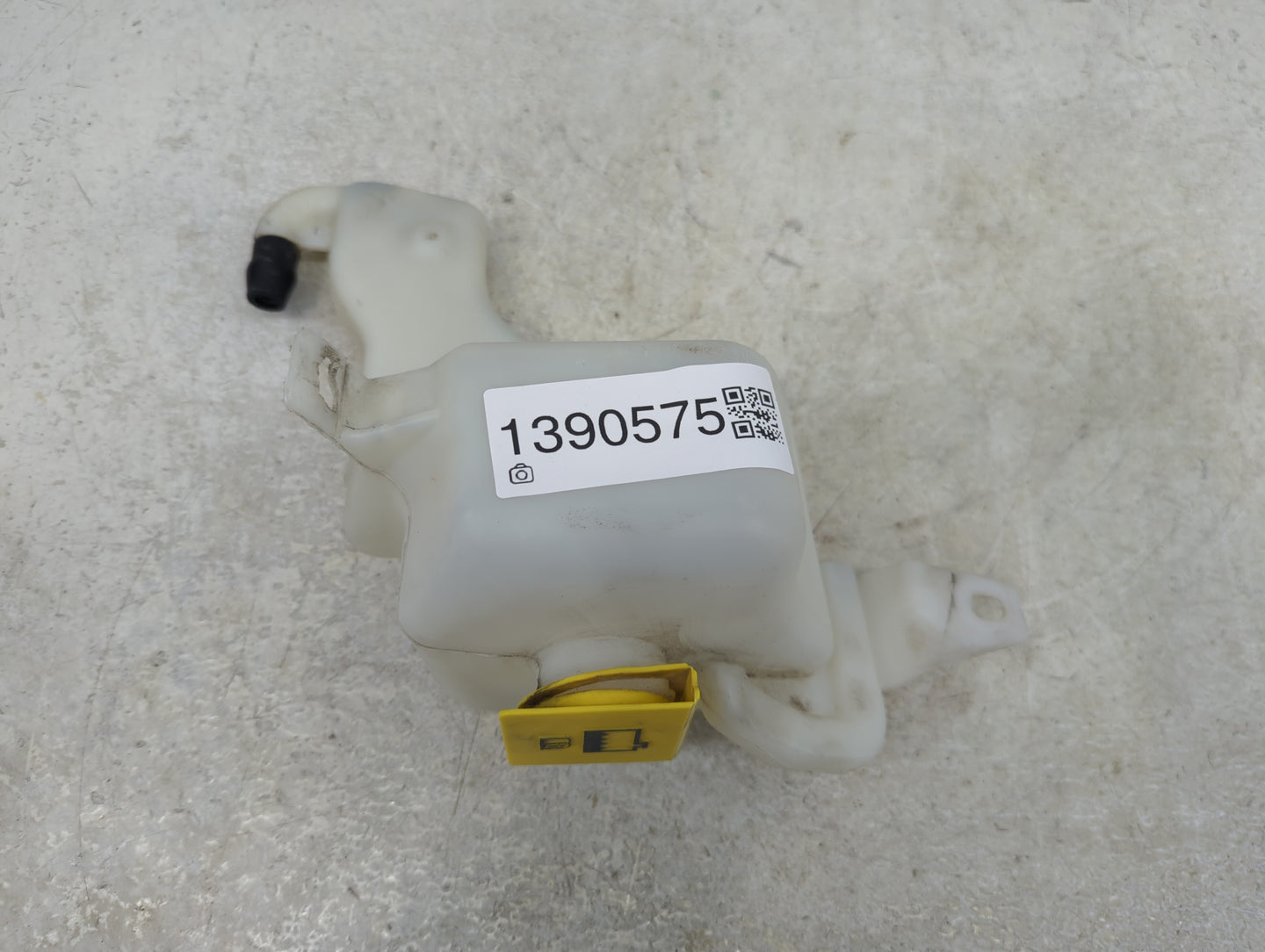 2008-2017 Jeep Patriot Radiator Coolant Overflow Expansion Tank Bottle - Oemusedautoparts1.com