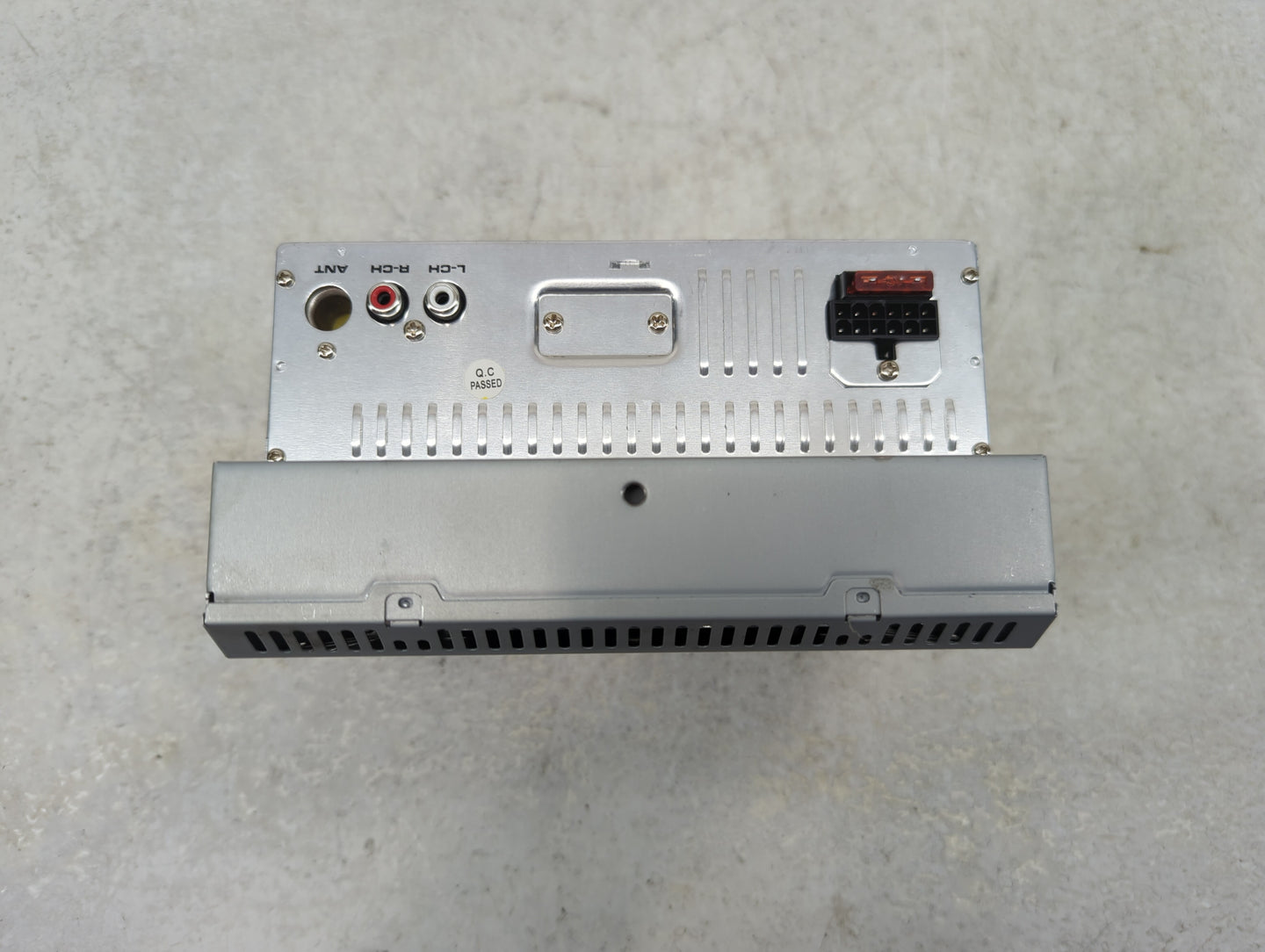 2015 Jeep Patriot Radio AM FM Cd Player Receiver Replacement P/N:DC426BT Fits OEM Used Auto Parts - Oemusedautoparts1.com